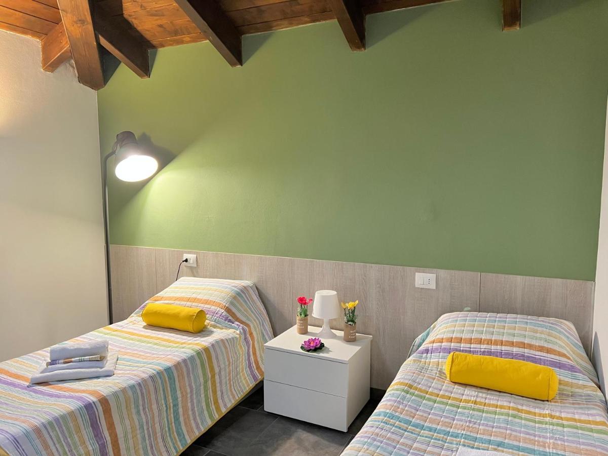 نوفارا Bnbook Residence Matteotti المظهر الخارجي الصورة
