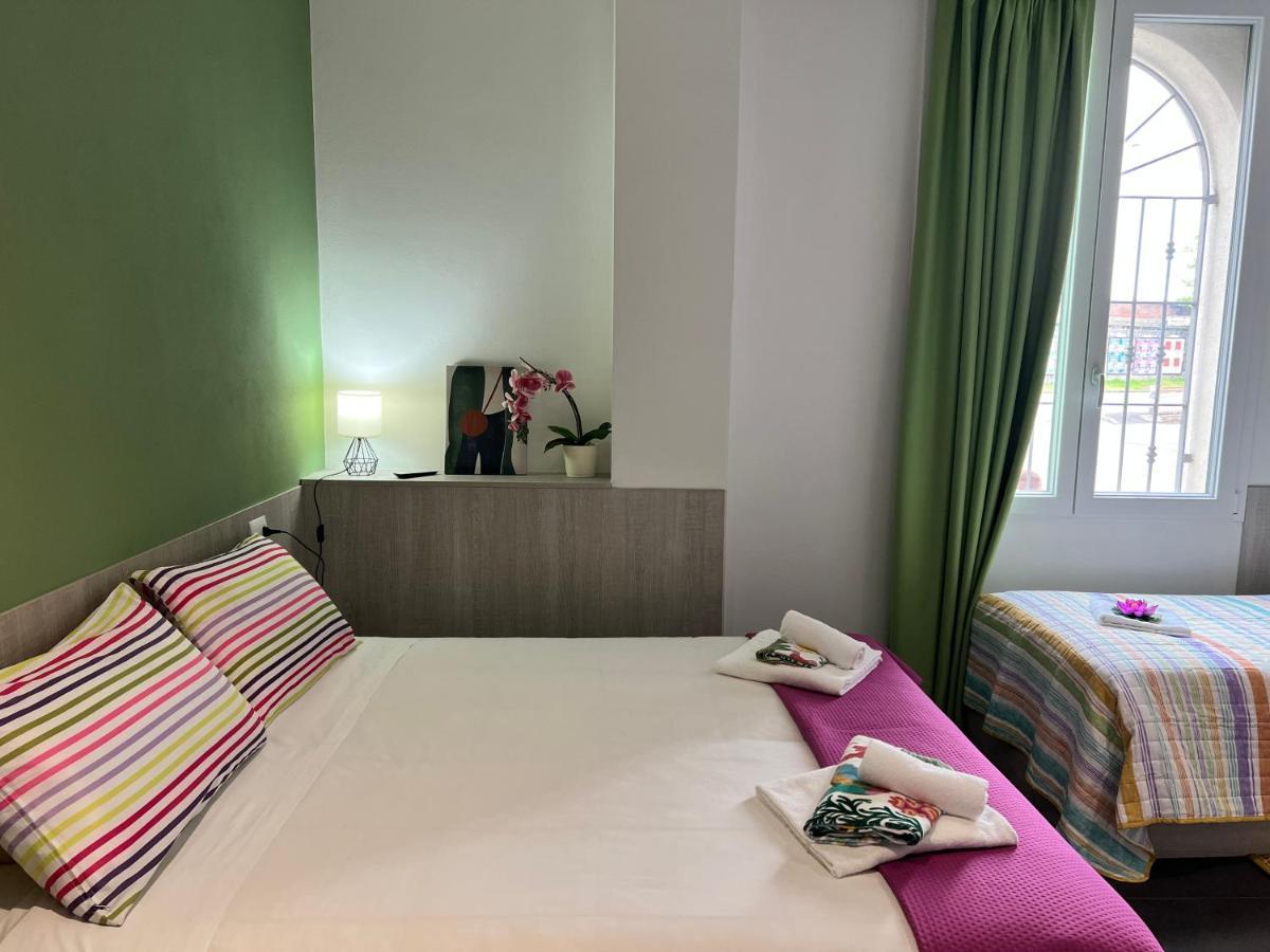 نوفارا Bnbook Residence Matteotti المظهر الخارجي الصورة