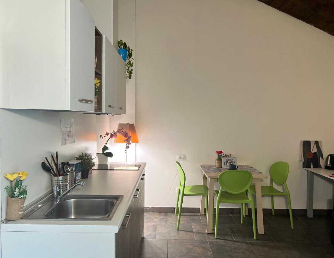 نوفارا Bnbook Residence Matteotti المظهر الخارجي الصورة