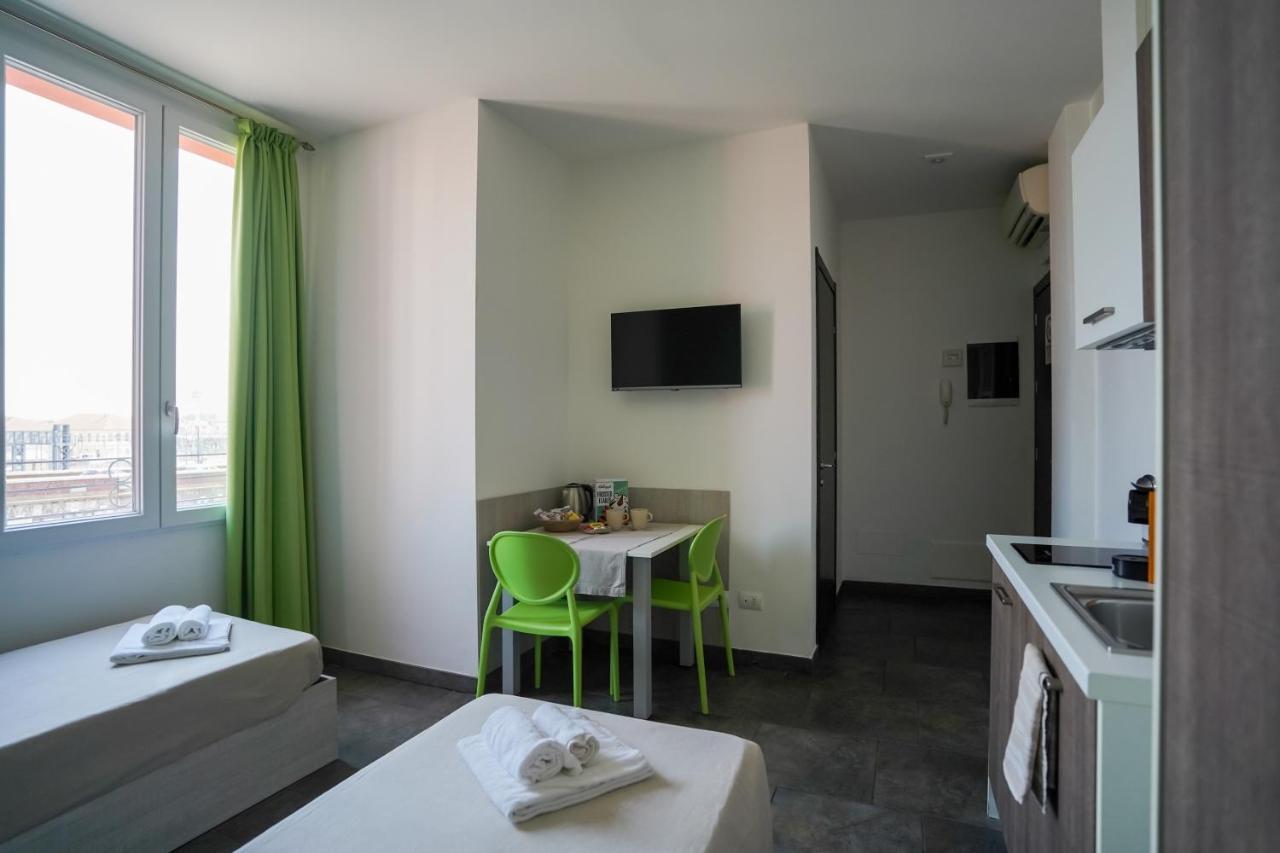 نوفارا Bnbook Residence Matteotti المظهر الخارجي الصورة